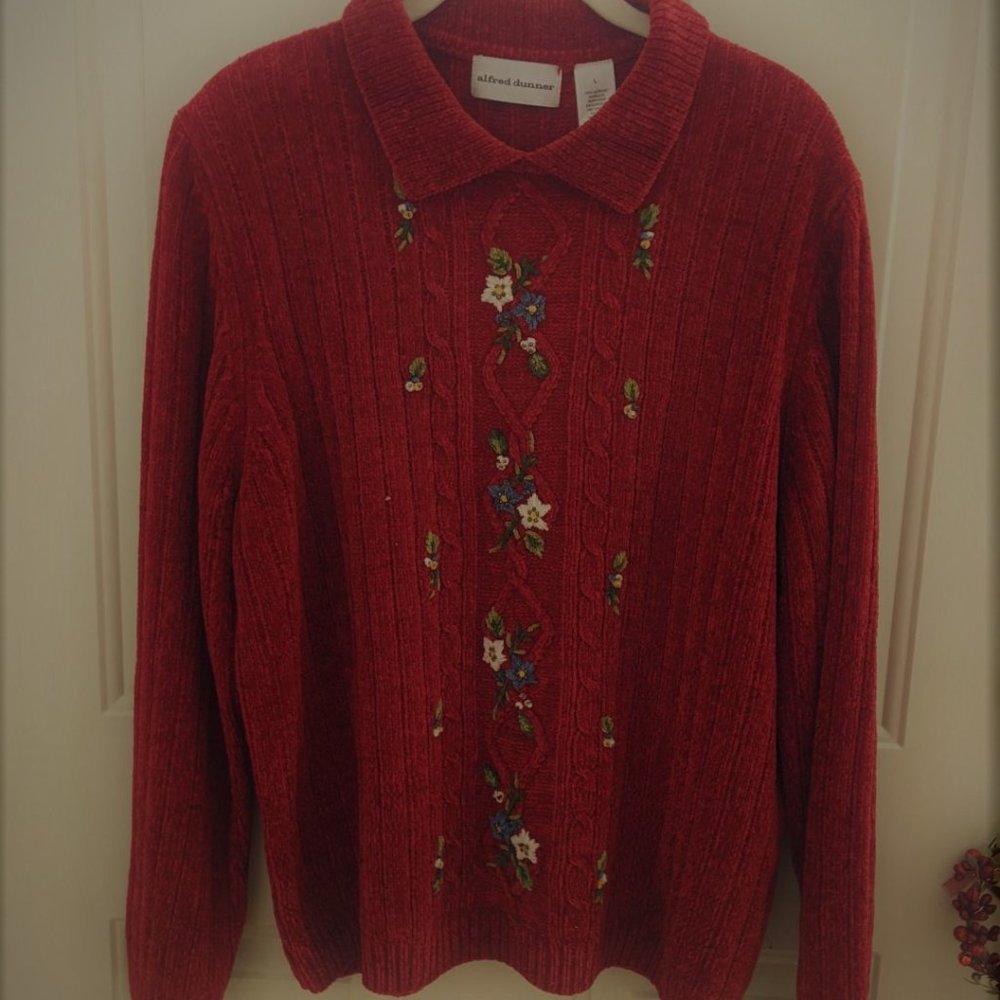 Alfred Dunner size Large Soft Red Velour Top with Embroidered Beaded Flowers